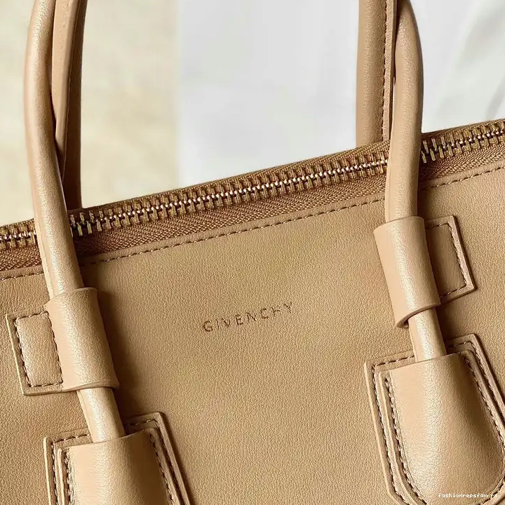 Fashionrepsfam ru Bag 2209SW0088 Givenchy 0506